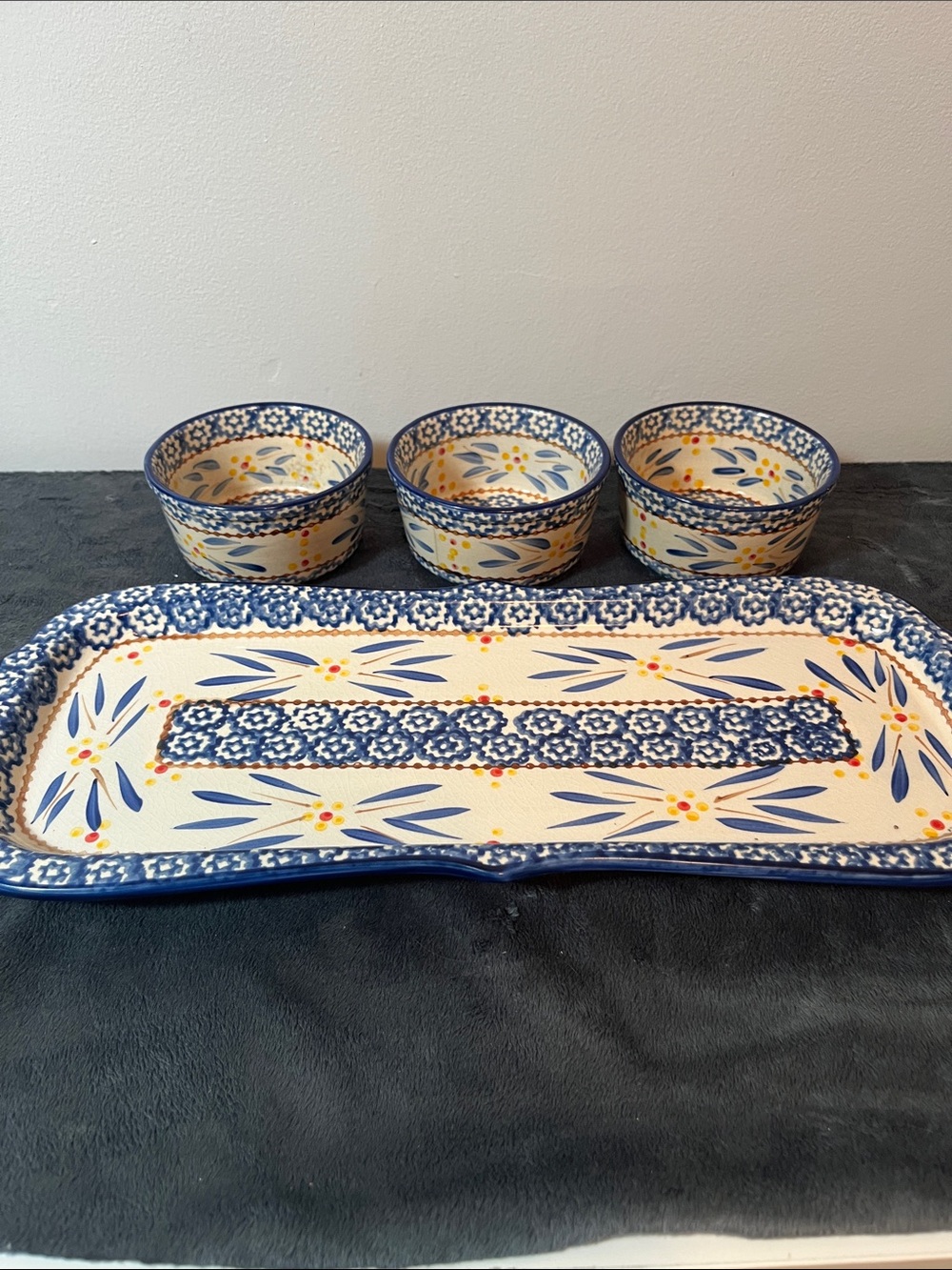 Temp-tations Old World blue 4 pc serving tray dip bowls kitchen dishes serving
